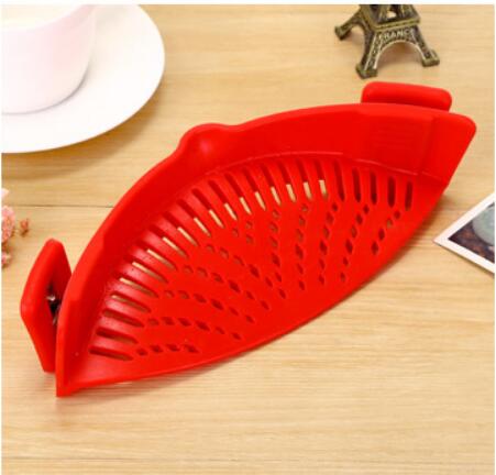 Silicone Clip-On Pot Strainer and Colander - package contents