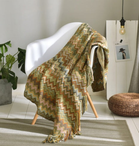 Fringed Knitted Throw Blanket - close-up of the knit weave