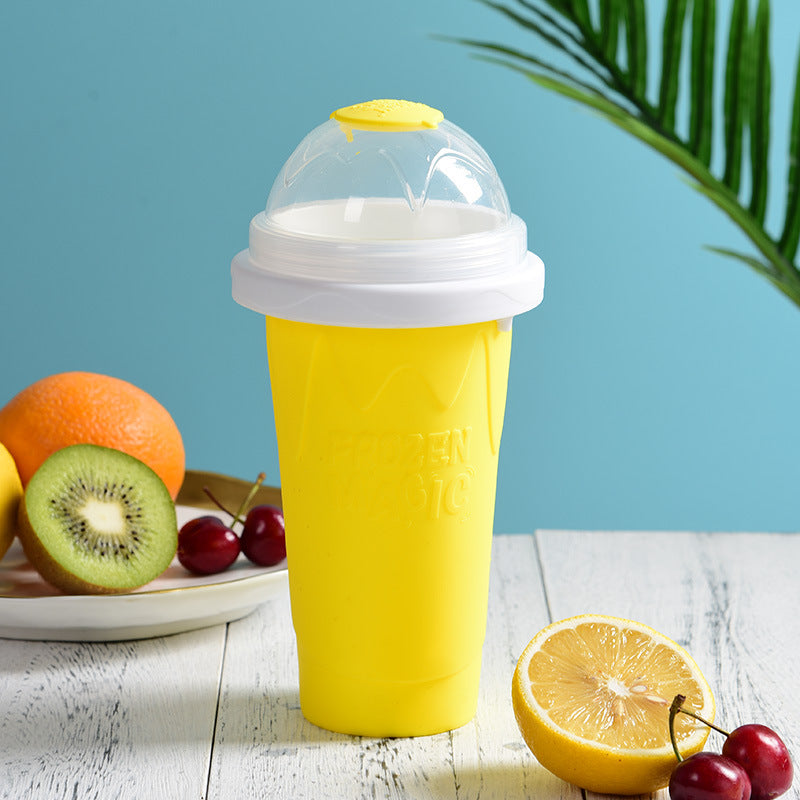 Quick Slushy and Smoothie Squeeze Cup - lid and straw detail