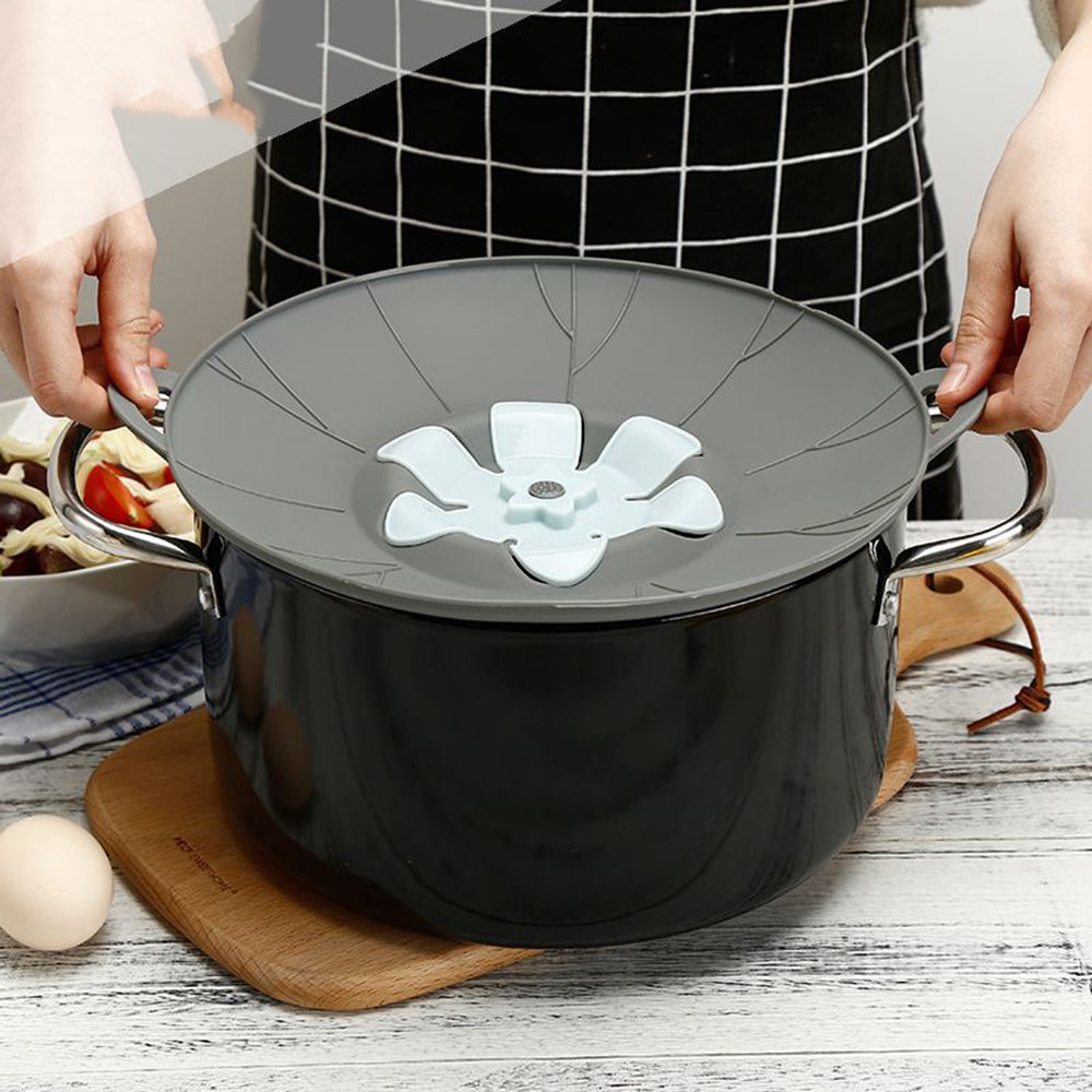 Silicone Spill-Proof Pot Cover - main view