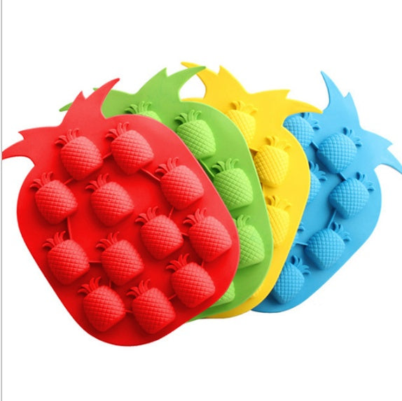 3D Skull Silicone Mould - full product view of the mould