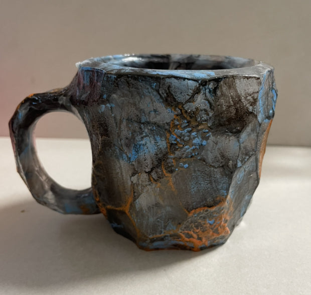 Crystal-Effect Resin Mug - capacity shown with the mug filled