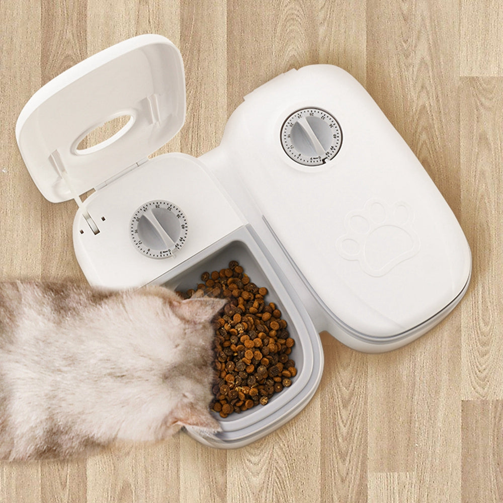 Automatic Pet Feeder - dispensing kibble
