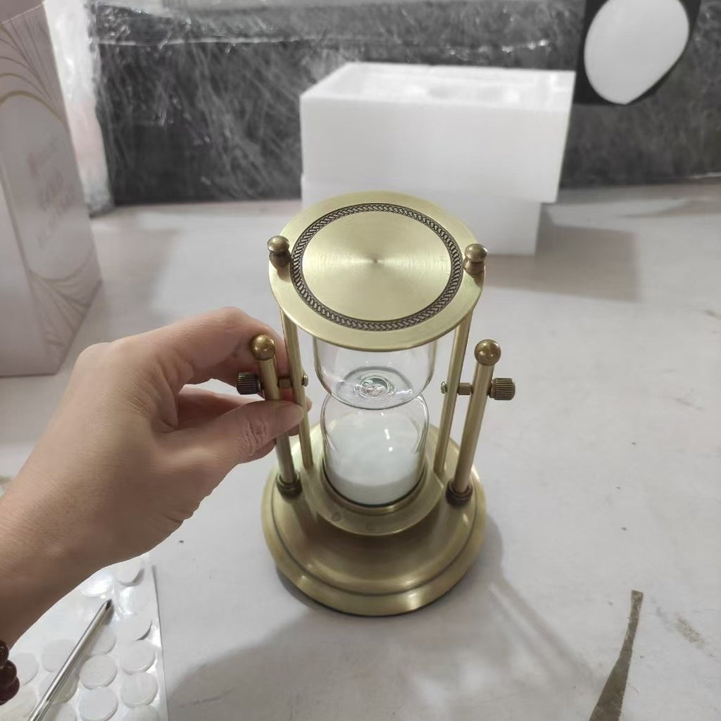Wooden Hourglass Timer - close-up of the wooden frame