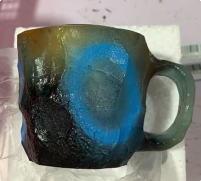 Crystal-Effect Resin Mug - close-up of the rim